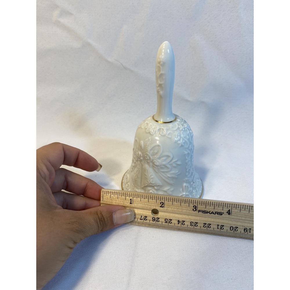 milk white vintage wedding bells bell gold trim E9C10 - Picture 5 of 6